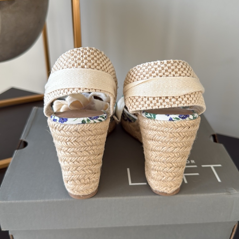 NWT Loft Espadrille Heel Floral Missy. Multi Color. Size: 5. - Picture 5 of 5